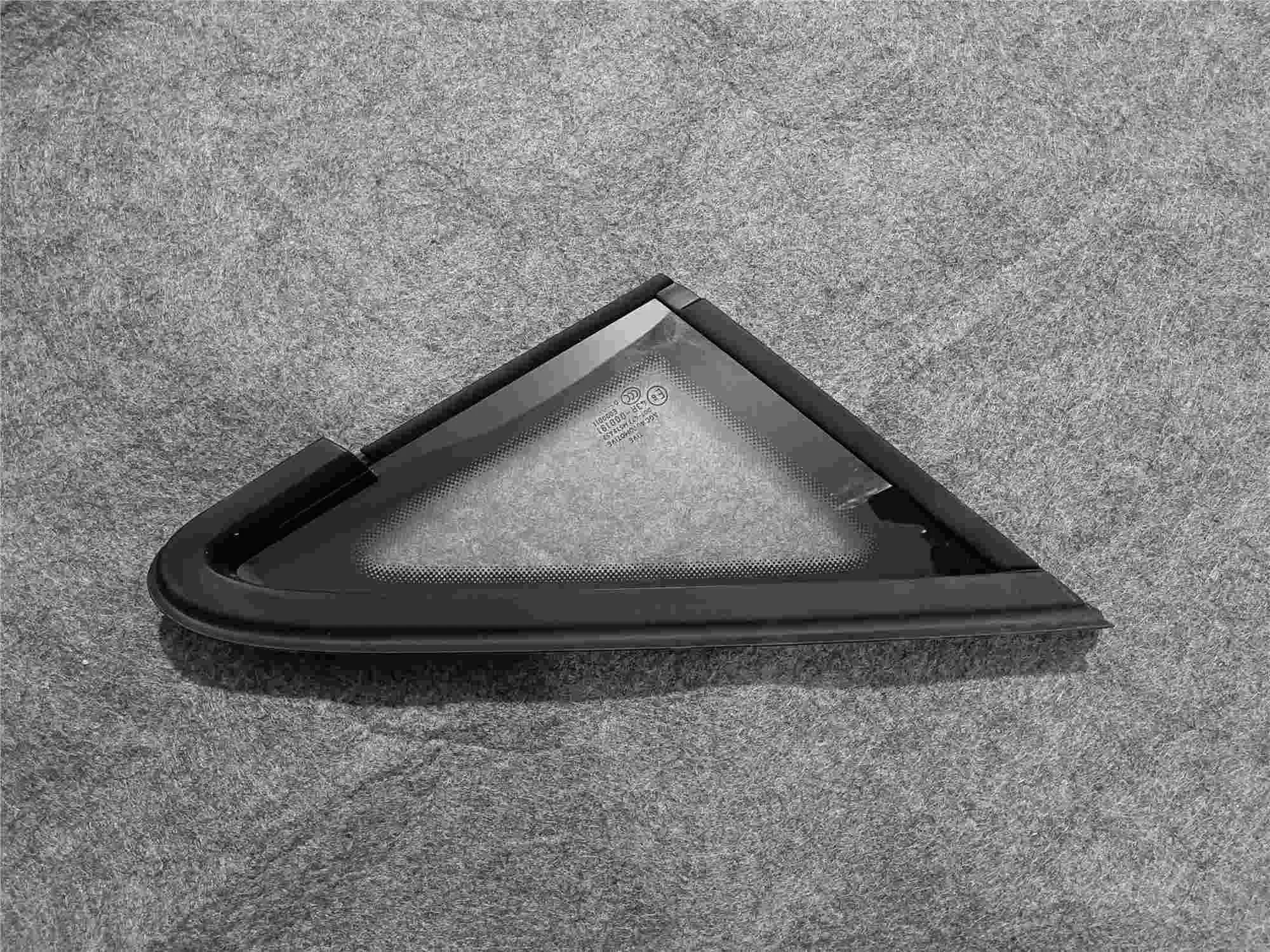 Suitable for Golf - Pure electricity Front triangular window pane OE:5GG 845 412 A 5AP