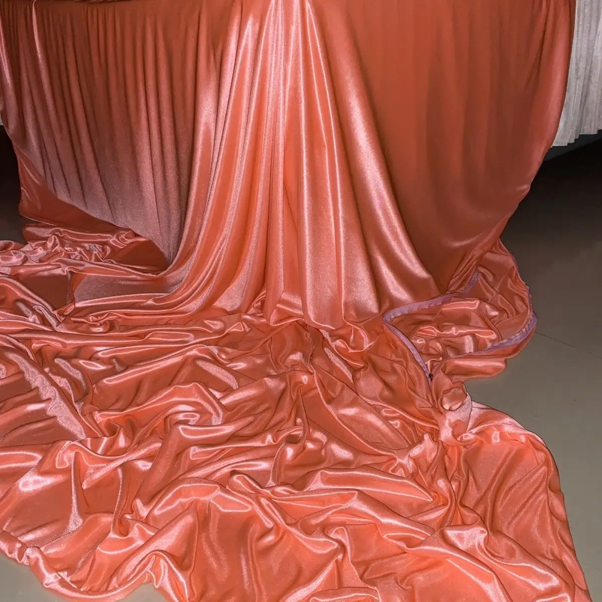 

No Pillow Cover 94.5*86.6in Glossy summer orange satin silk cover with zipper Double side Ice cool bedspread home bedding
