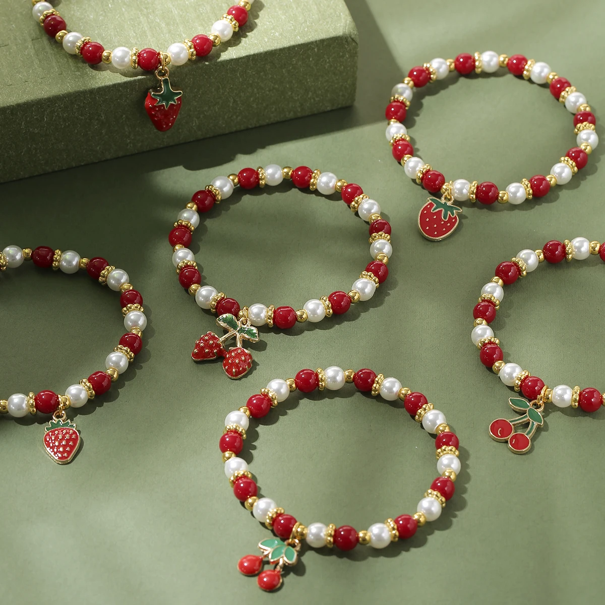 6 قطعة/المجموعة الفراولة الكرز سحر سوار مجموعة للنساء الفتيات الخرز مطاطا قابل للتعديل سوار مجوهرات هدايا