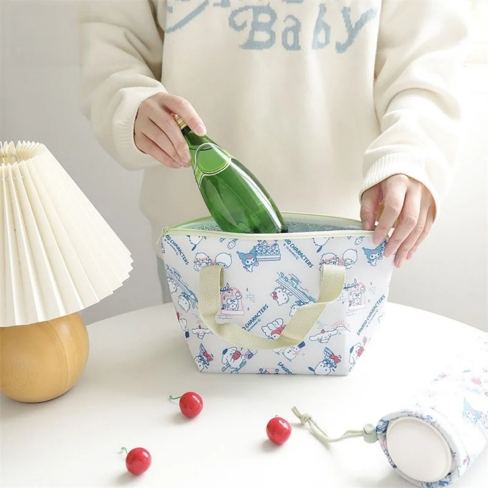 1 Stück Isolierte Modische Tragbare Lunchtasche mit Niedlichem Cartoon-Design von Hello Kitty, Kuromi und Cinnamoroll, Wiederverwendbare Lunchbox Perfekt