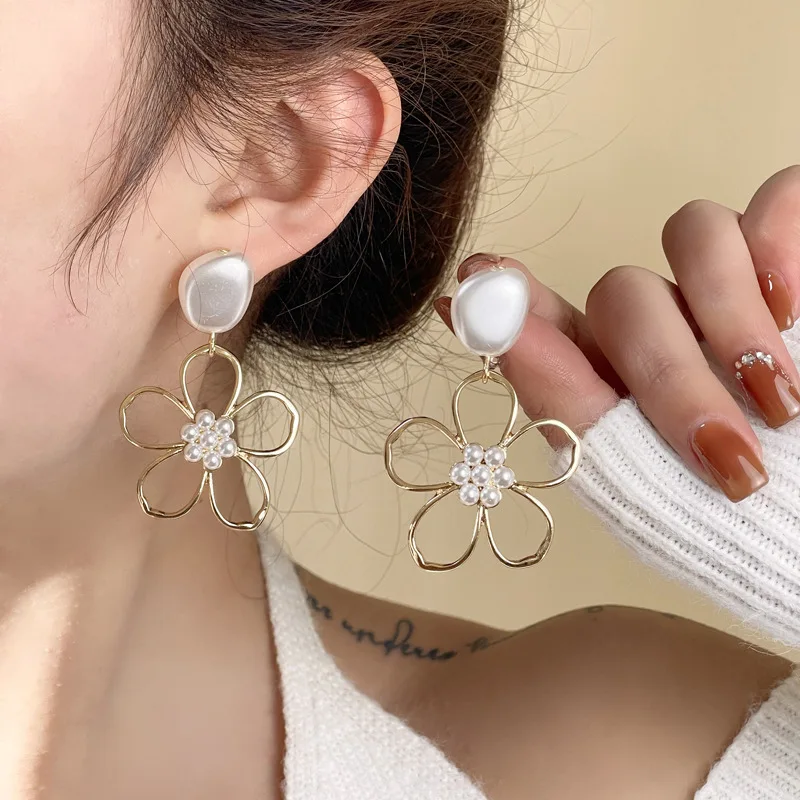 Mihan Trendy Jewelry 925 Silver Needle Big Flower Earrings 2023 Trend New Elegant Simulated Pearl Earrings Fro Women Girl Gift