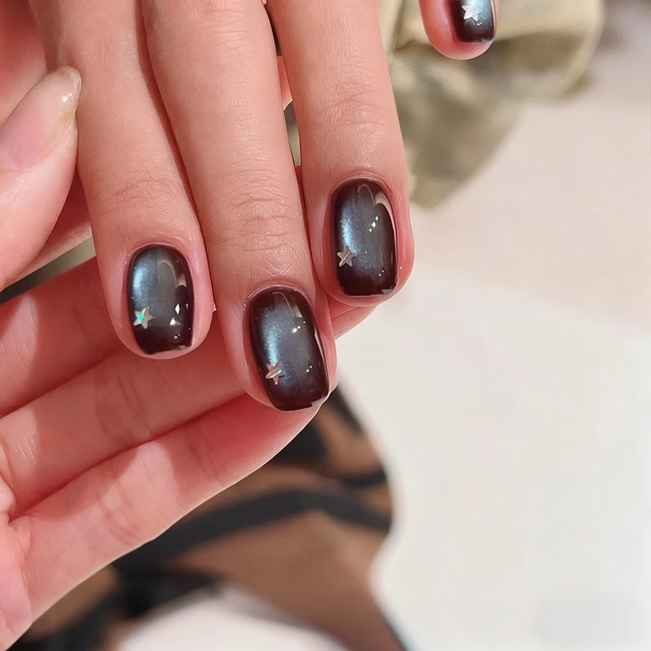 10ML 1PCS Blue Light Brown Glass Bead Magnetic Cat Eye Glue on Nails Winter Autumn Hot Selling Nail Art Christmas Nails