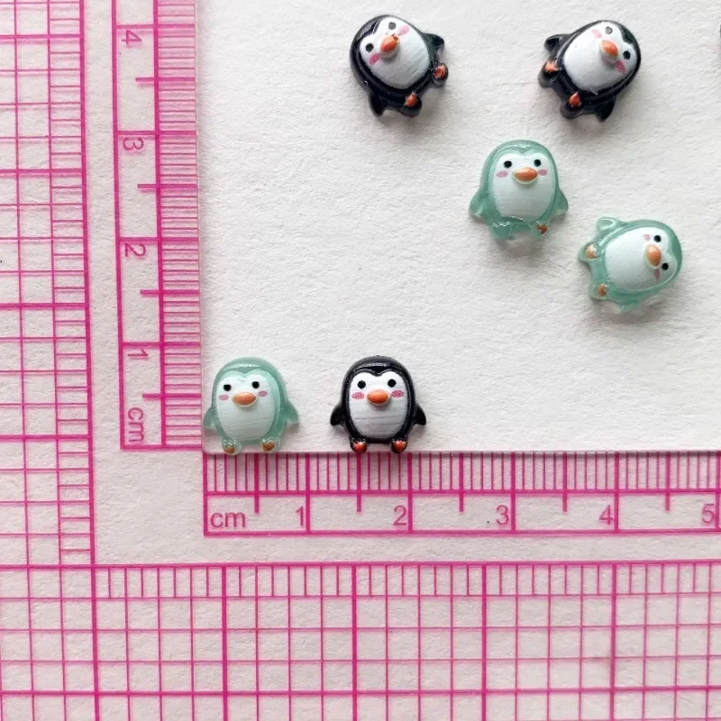 50pcs 귀여운 9mm 수지 미니 펭귄 시리즈 플랫 백 스톤 인형 DIY 웨딩 스크랩북 매니큐어 액세서리
