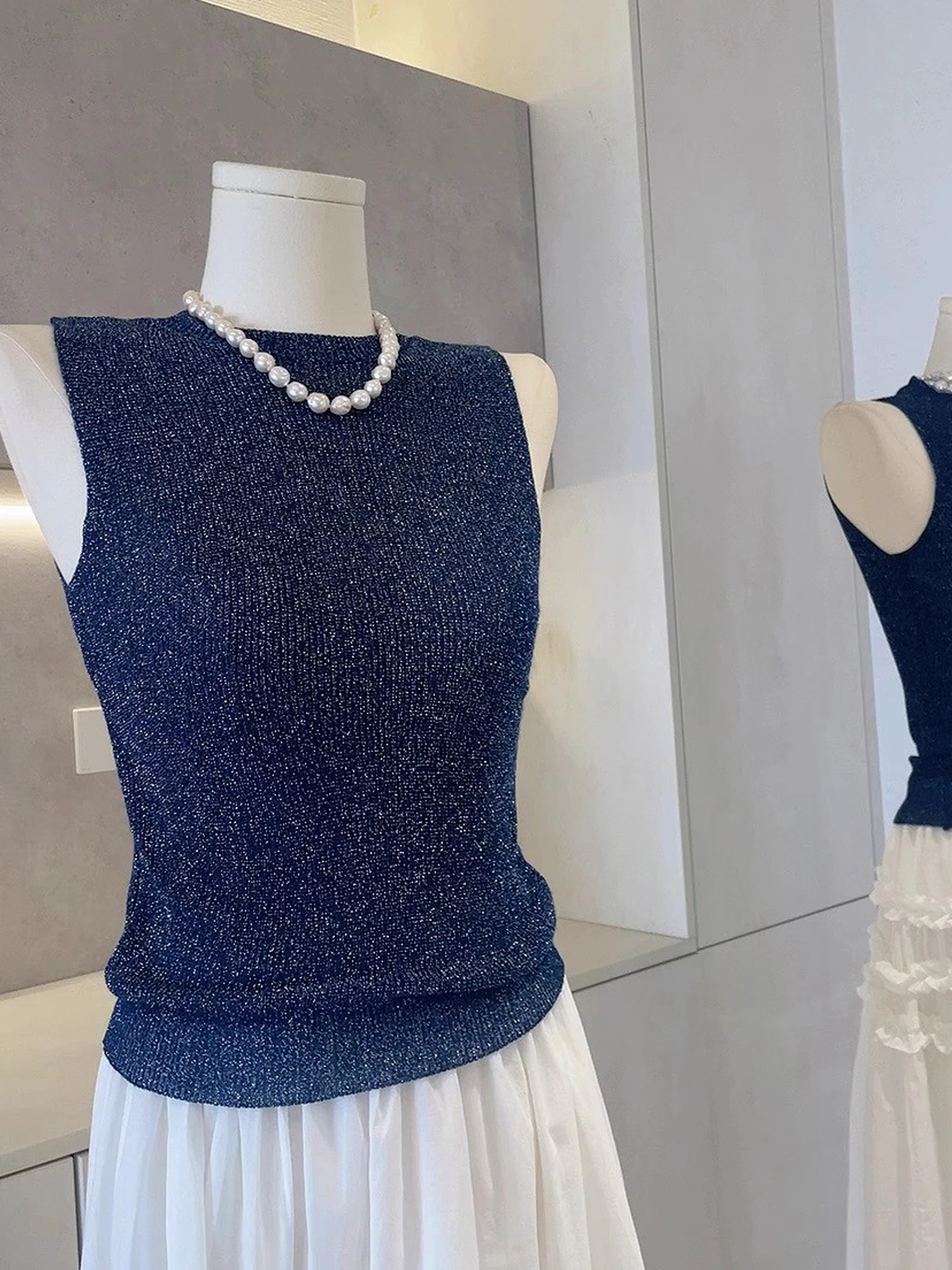 

Шикарный серебряный круглый жилет Ne, женский утягивающий летний топ в Корейском стиле, модный цветной жилет для поездок на работу