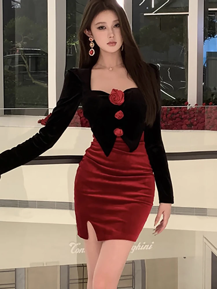 

Женское красное лоскутное черное бархатное мини-платье с квадратным воротником и цветочным принтом, осень-зима, облегающее платье с длинными рукавами, 2025 корейское праздничное платье