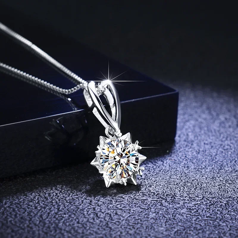 Luxury PT950 Platinum 1CT Certified Moissanite Necklace Sunflower Diamond Pendant Necklace for Women Promise Wedding Jewelry