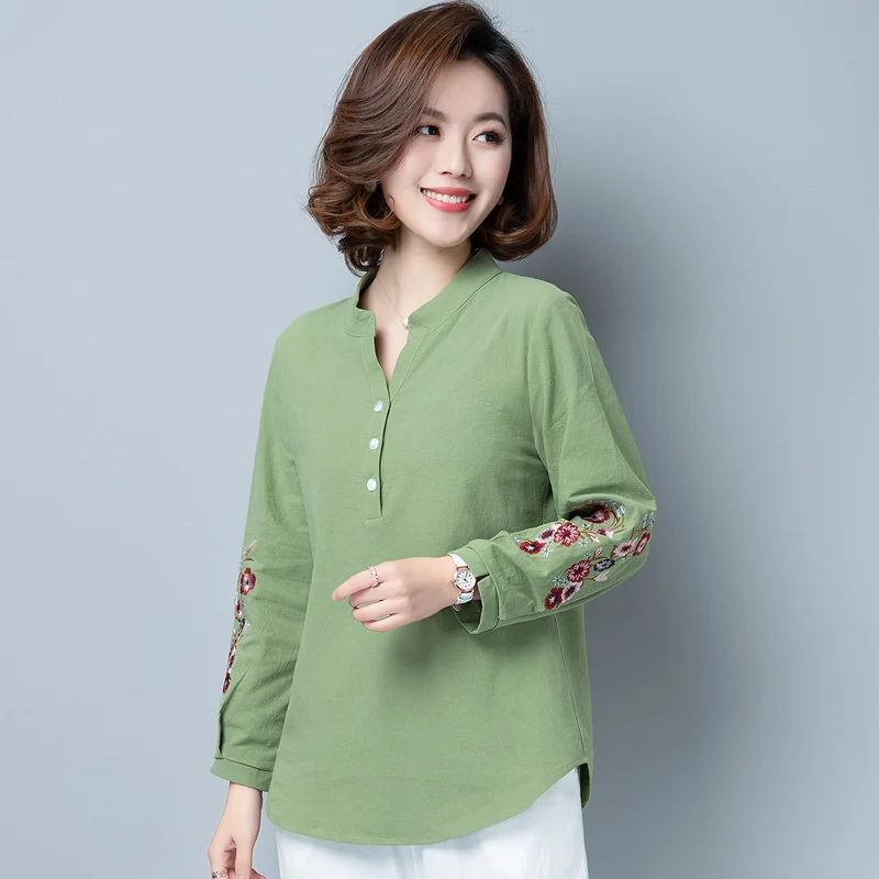 تي شيرت نسائي طويل من القطن والكتان لربيع وخريف طبقة أساسية قابلة للتنشيط للأمهات في منتصف العمر بتفاصيل زر على شكل حرف V #2