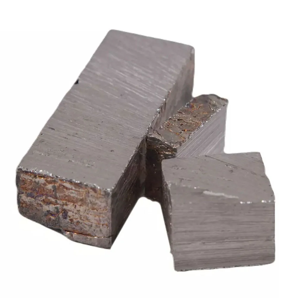 บิสมัทแท่ง 100g 5N ความบริสุทธิ์ Bismuth Craft จอแสดงผลโลหะผสมบิสมัท Diamagnetic ค่าสารหน่วงไฟคริสตัลสีรุ้ง