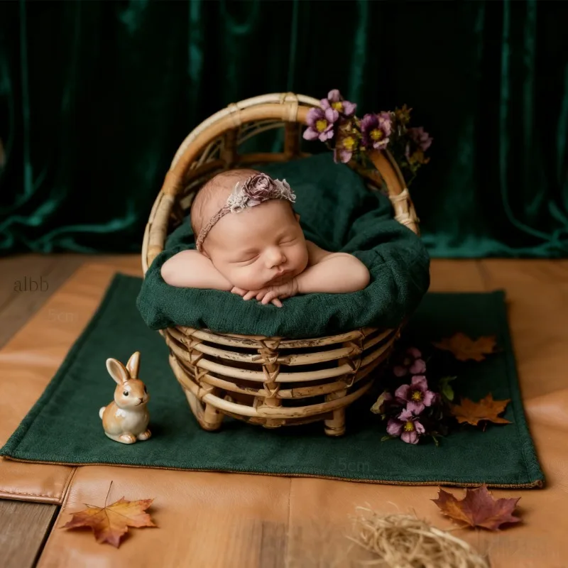 Puntelli per fotografia professionale per neonato in rattan retrò Cestino per bambini Culla in rattan Mobili per fotografia essenziali Strumento da studio 1 pezzo
