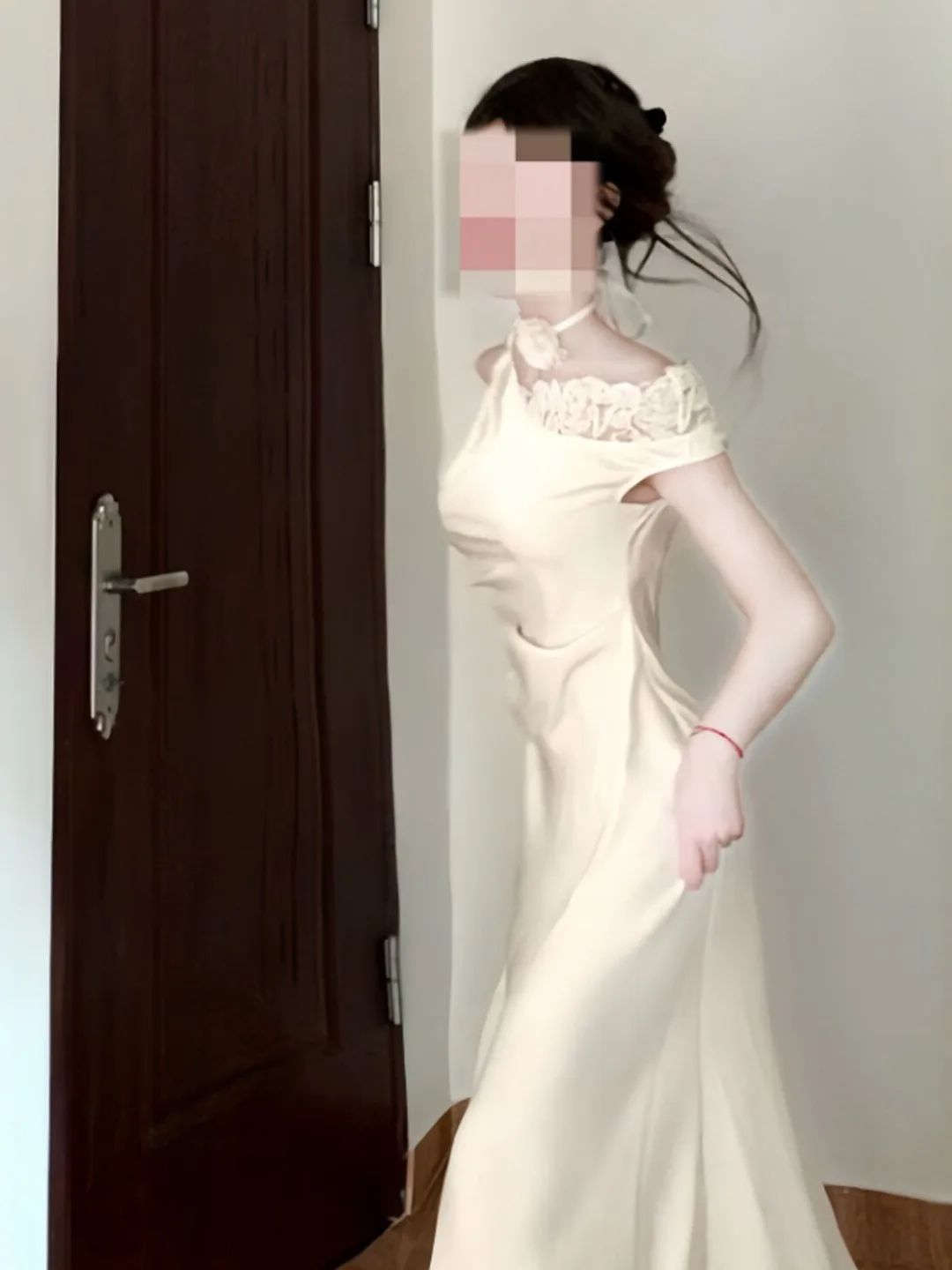

Elegant Unique Shoulder Slashed Slim Fit Bodycon Dress High Waist Cotton Summer Casual City Walk Date Party Home Tour Everyda...