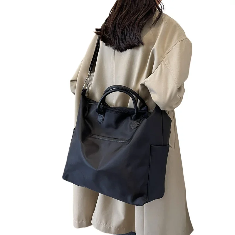 New Korean Fashion Trend Waterproof Computer Bag Portable Large Capacity Travel Tote Female Business Trip Luggage Neat Handbags