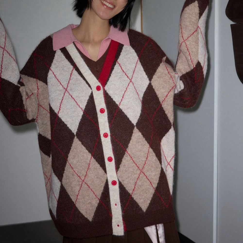 TWOTWINSTYLE Hit Color Spliced Plaid Vintage Sweater Female O Neck Long Sleeve Loose High End Women's Sweaters Autumn Fashion