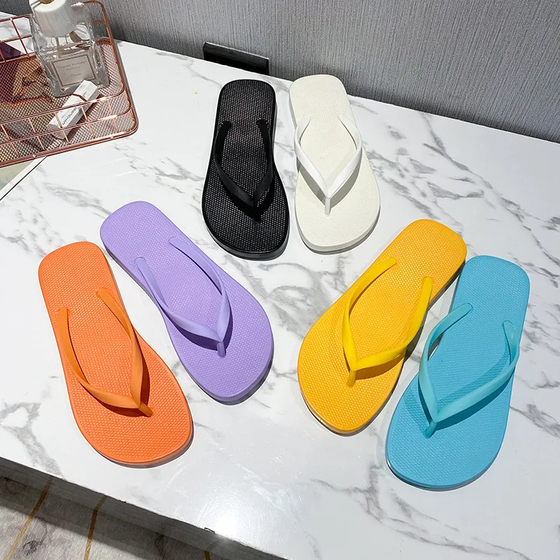 

New fashionable ladies external flip-flops summer soft bottom non-slip solid color leisure candy color outdoor beach slippers