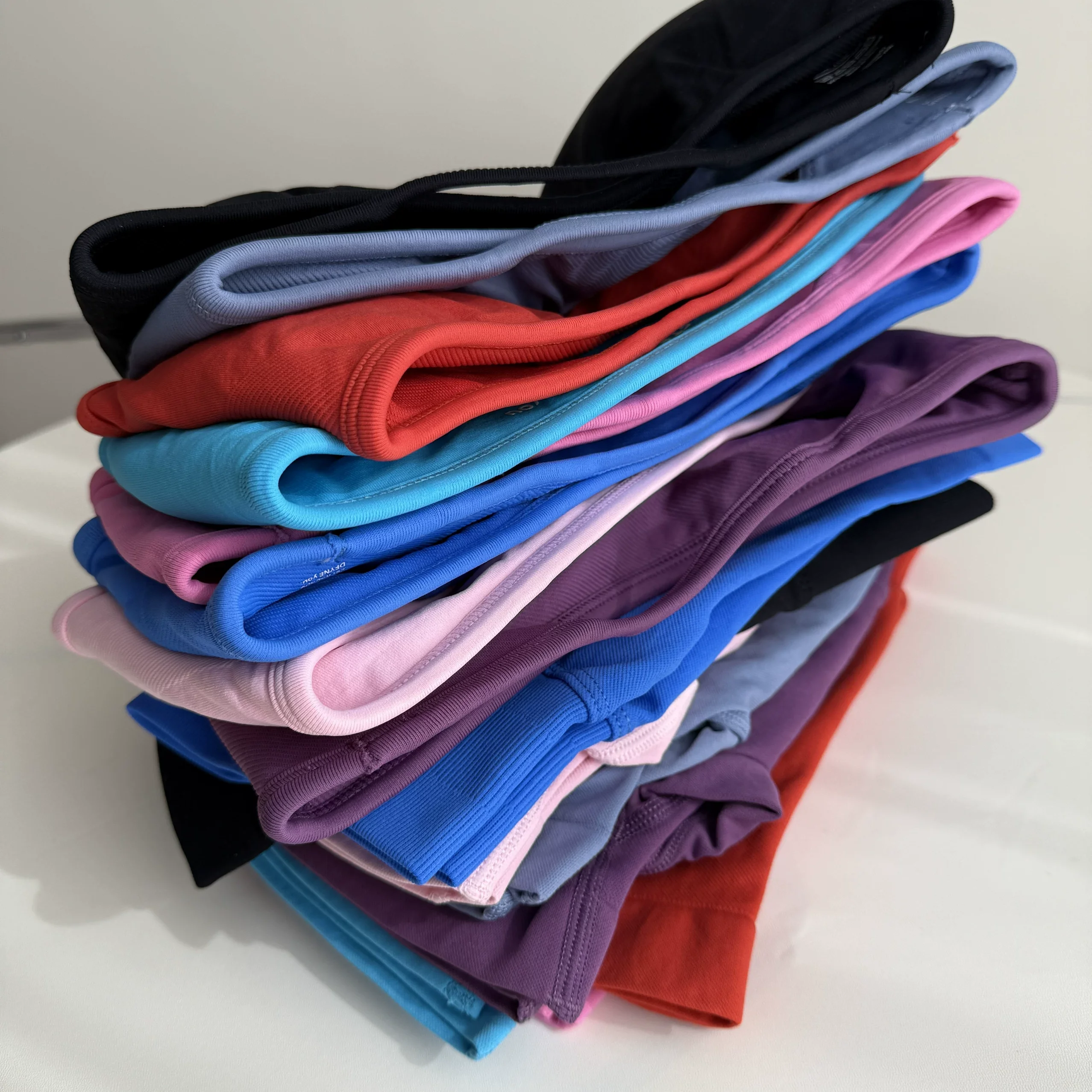 shorts-de-ginastica-femininos-leggings-sem-costura-com-efeito-empina-bumbum-leggings-de-yoga-sem-costura-roupa-esportiva-para-ciclismo-e-corrida-shorts-esportivos-para-fitness