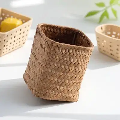 

Straw Pen Holder Solid Woven Desktop Organizer Makeup Brush Cup Pencil Storage Large Capacity Multi-Function Pen Storage Holder