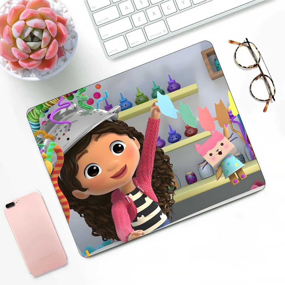 لطيف Gabbys دمية الكرتون الألعاب ماوس الوسادة XS لوحة ماوس صغيرة لألعاب الكمبيوتر سطح المكتب الديكور مكتب ماوس حصيرة Deskmat البساط