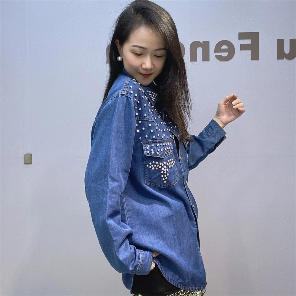 Women Diamonds Beaded Denim Shirts Shiny Rhinestones Jeans Blouse Crystal Cowboy Coat Sequins Rivets Cowboy Jacket Cardigan Tops