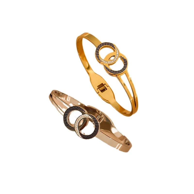 

Korean-style retro concentric circle double ring full diamond crystal earrings, necklace and bracelet