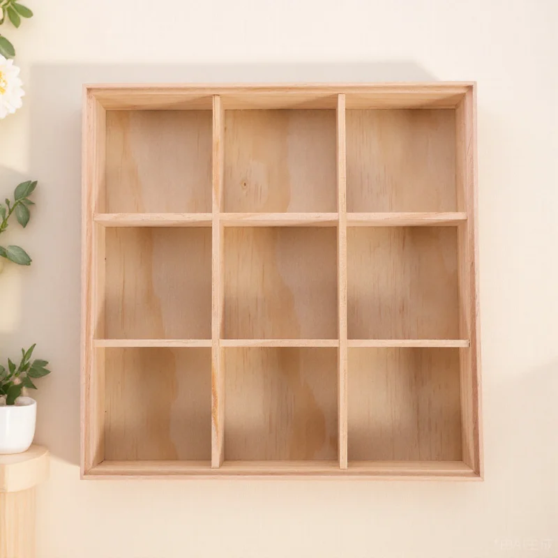 

Delicate Wooden Case Food Tray with Compartments for Snacks Cookies Nuts Suitable for Home Restaurant Hotel Dry Fruit Case