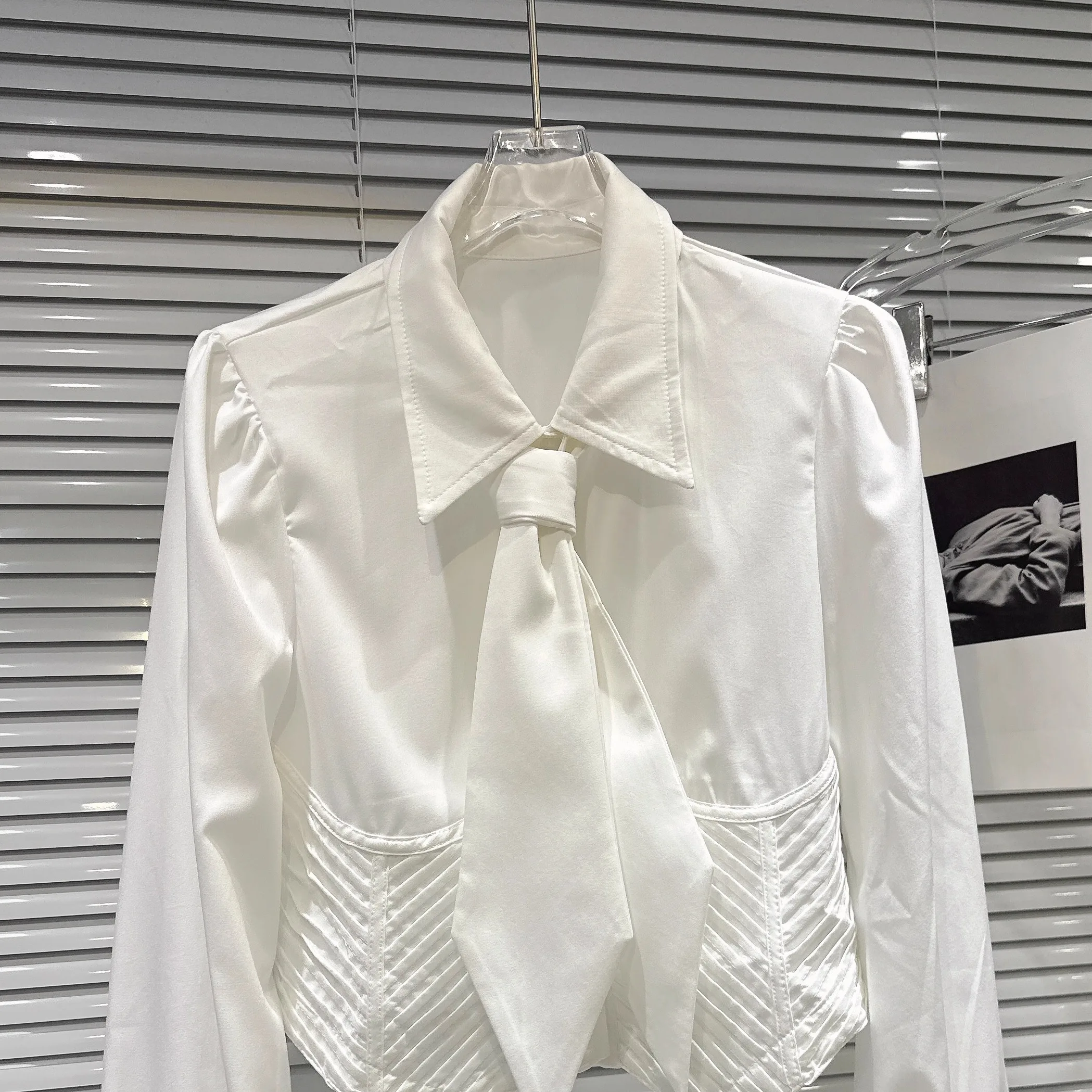 

Модные женские туфли irt 2022, осенний сезон, облегающие, однотонные, французские, с длинным светом Ne, с двойным воротником и рисунком...