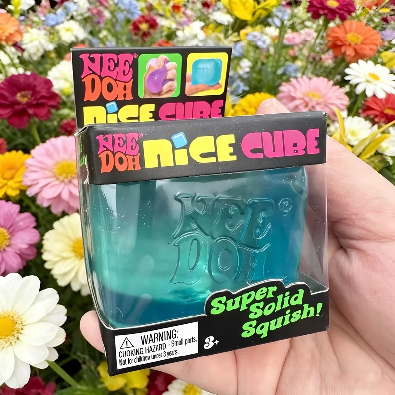 Needoh Nice Cube Sensorischer Stressabbau-Würfel: Fidget-Tool gegen Angst & für Konzentration, Schreibtisch-Sensorik-Würfel für Erwachsene & Anti-Angst-Quetschspielzeug für Kinder