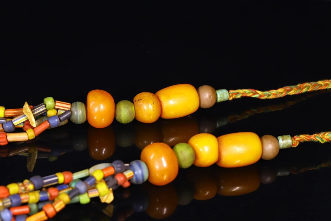 22 "チベット寺院コレクション古い多くの宝石カラフルなビーズネックレス仏ビーズペンダントお守りダーラムタウンハウス悪魔祓い