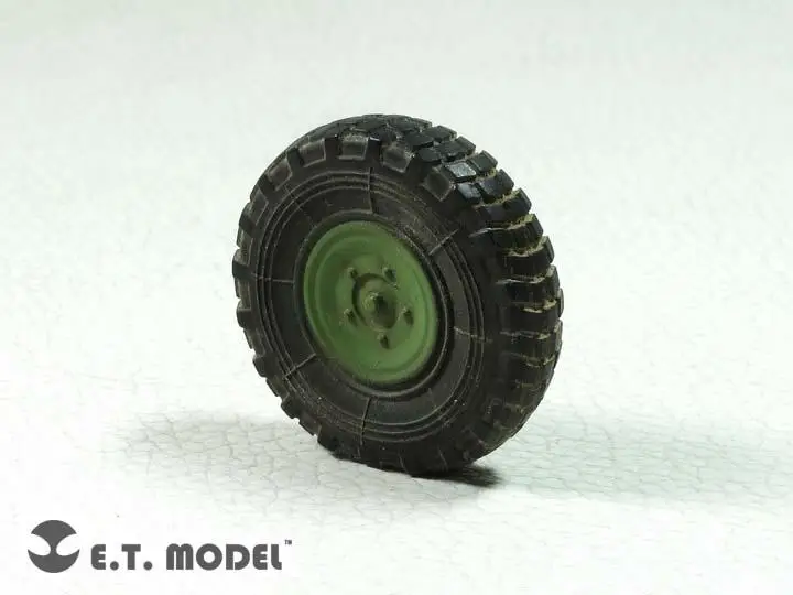 ET Model 1/35 ER35-068 French VBL Armour Car Weighted Road Wheels For HOBBYBOSS 83876