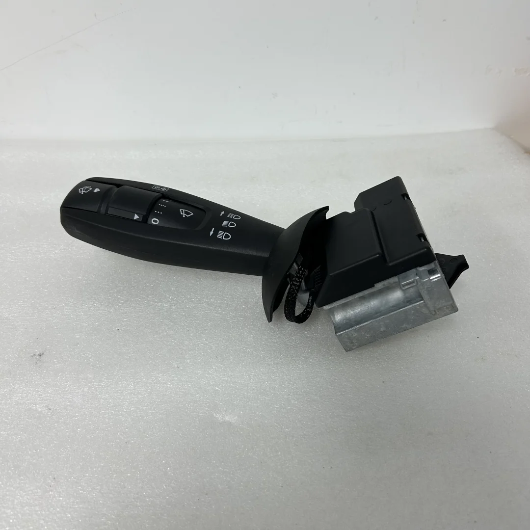 

1 шт. 0095455124 0095451824 0095453324 Переключатель указателей поворота и стеклоочистителей для Mercedes Benz MB Actros MP4 MP5 A0095455124