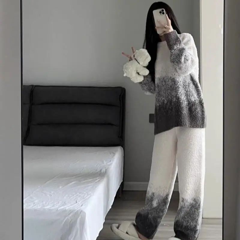 플러시 코랄 플리스 여성 파자마 세트 여성용 따뜻한 겨울 파자마 패셔너블 홈웨어 파자마 귀엽고 부드러운 파자마 세트