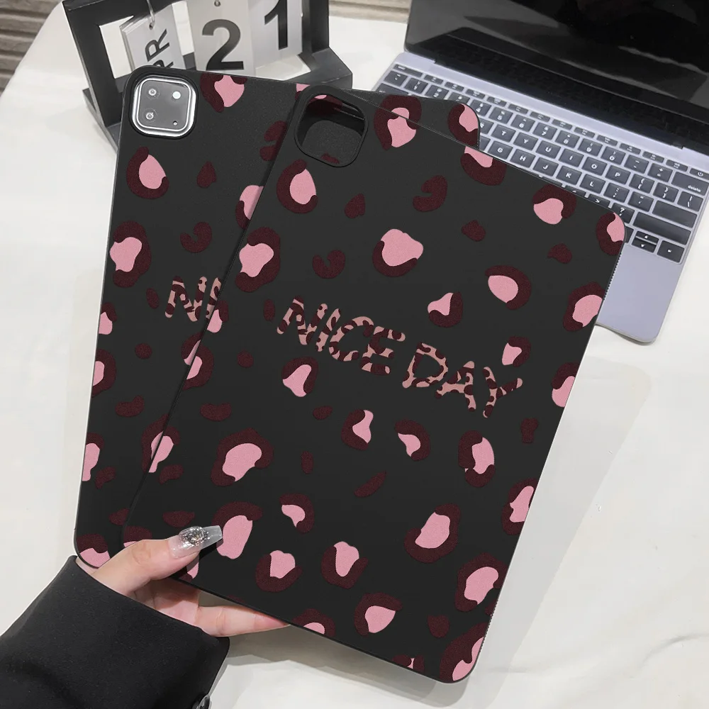 Pink Leopard Case For iPad Pro 11 13 M5 M4 2025 2024 Cases iPad Pro 12.9 11 2022 2021 2020 2018 Pro 10.5 2017 9.7 Tablet Cover