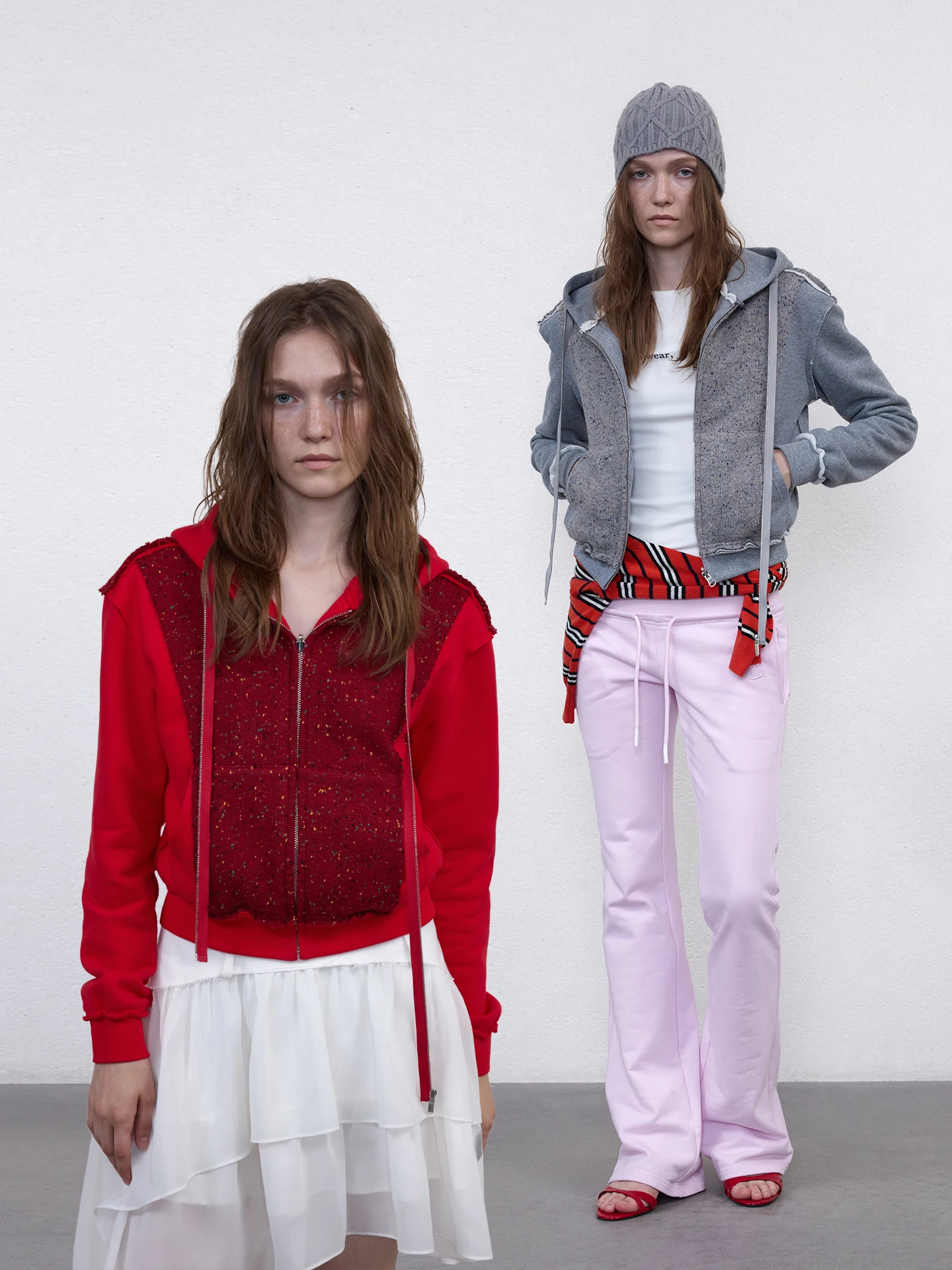 

Толстовка из тяжелой шерсти. Удобная структурированная шляпа. Дизайн в горошек. Двусторонняя одежда. Длинная хлопковая толстовка.