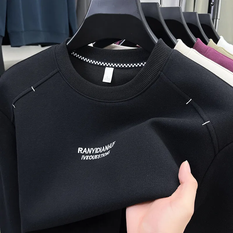 2025 Wiosenne koreańskie bluzy męskie Trendy Wszechstronny Jednolity kolor Luźne Casualowe okrągłe bluzy z dekoltem Streetwear społeczny