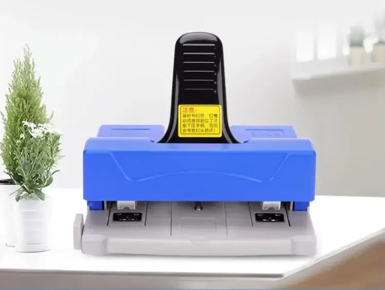 Manual standard format stapler booking machine, double -head stapling machine, maximum binding 50 pages