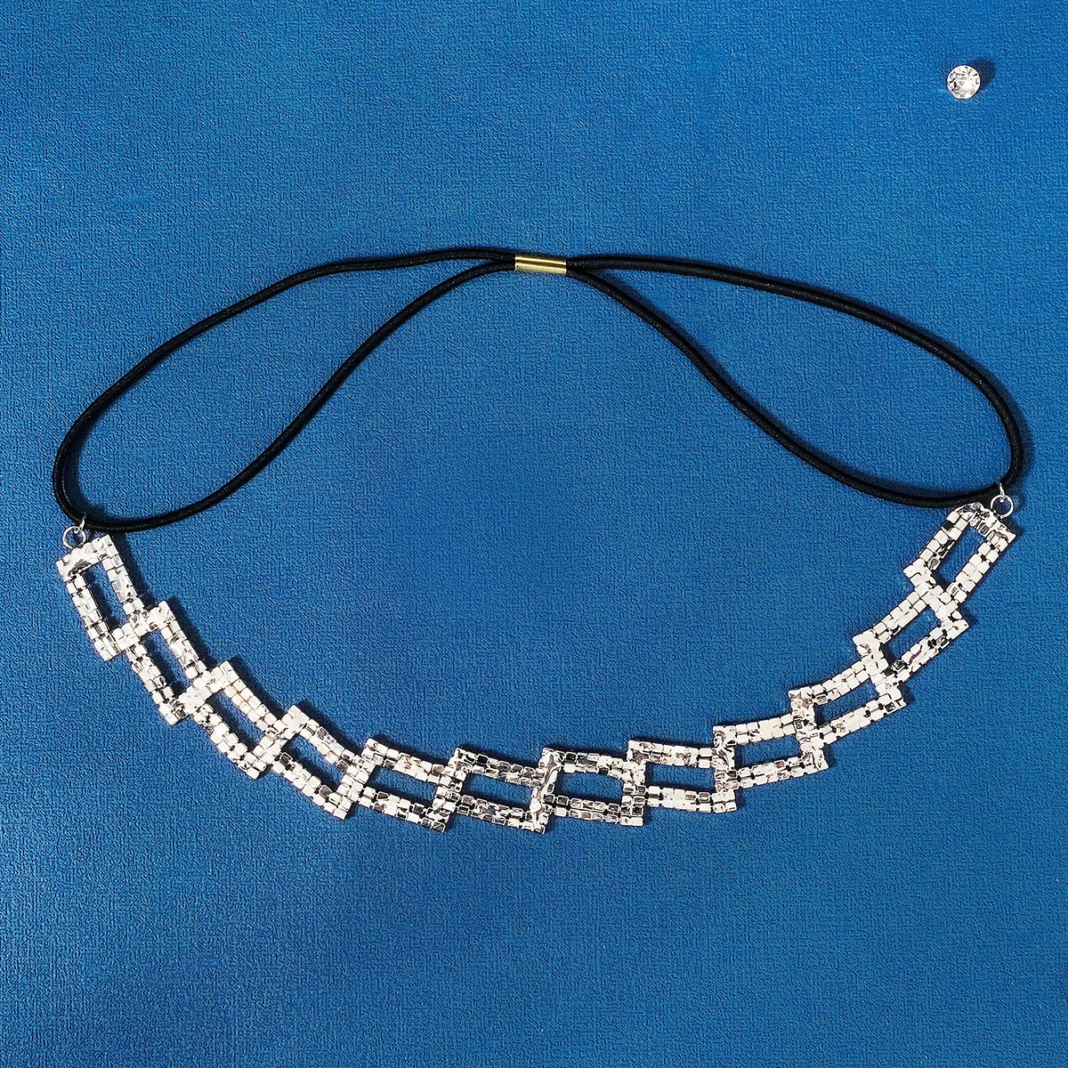 Volldiamant-Haarband mit Krallenkette, klassisches Stretch-Stirnband für Damen und Mädchen, Party-Tiara der Königin, Schmuckzubehör – Detail 10