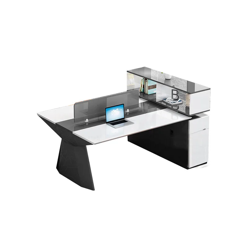 

Картина простая современная рабочая станция для персонала, экран 2/4/6 столы и стулья для персонала