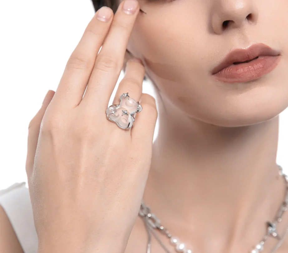 2022 new trend alloy cute lovely frosted Acrylic candy bear rings for women fashion jewelry