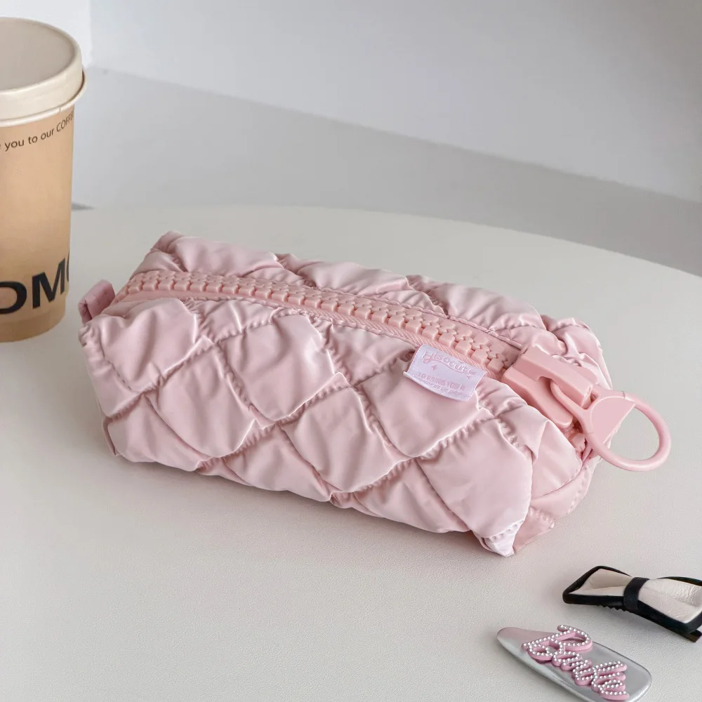 Women Puffer Makeup Bag Light Pink Quilted Cosmetic Pouch Soft Portable Zipper Closure Daily Travel Toiletry Storage Purse