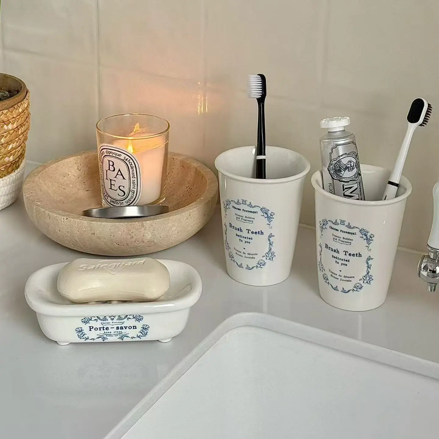 

Vintage French Ceramic Soap Box, Bathroom Vanity Soap Box, Household Antique Mouthwash Cups, Couple Ornaments