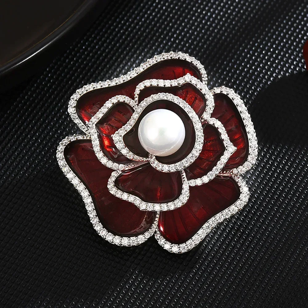 Advanced Crystal Big Red Flower Brooch Fashion Charm Ladies Wedding Party Costume Jewelry Accessories Fashion Pin Gift