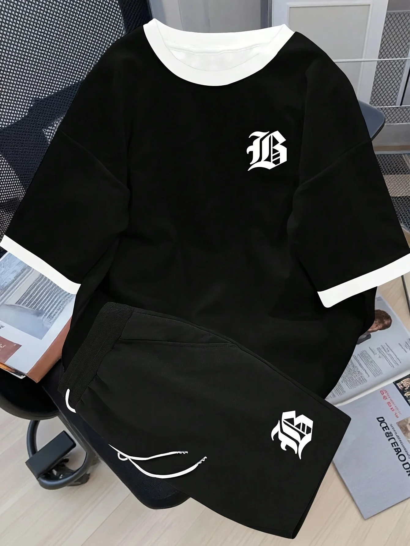 

The 2025 summer bestseller men's set Casual fashionable and simple outdoor streetwear