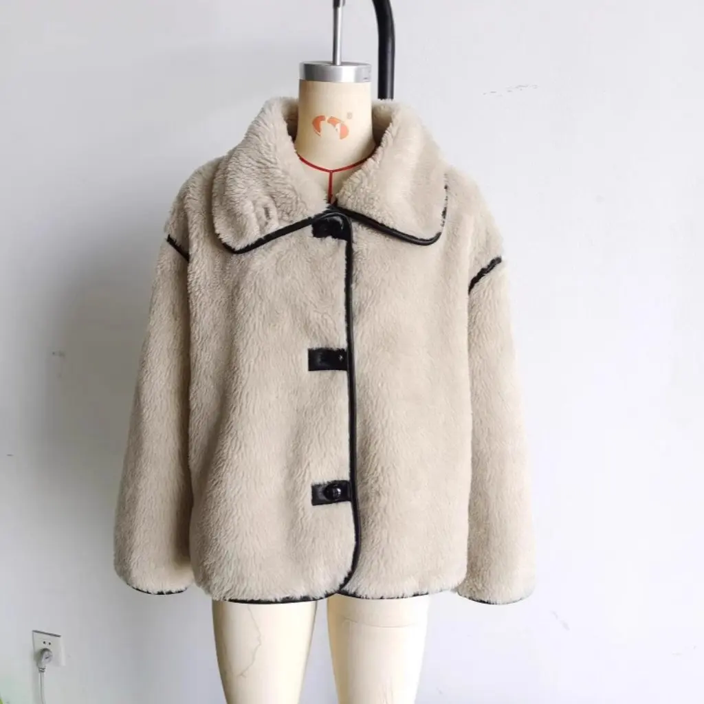 

Winter Women's American Style Lapel Single-Breasted Loose Faux Fur Cardigan One-Piece Coat Fashionable Top