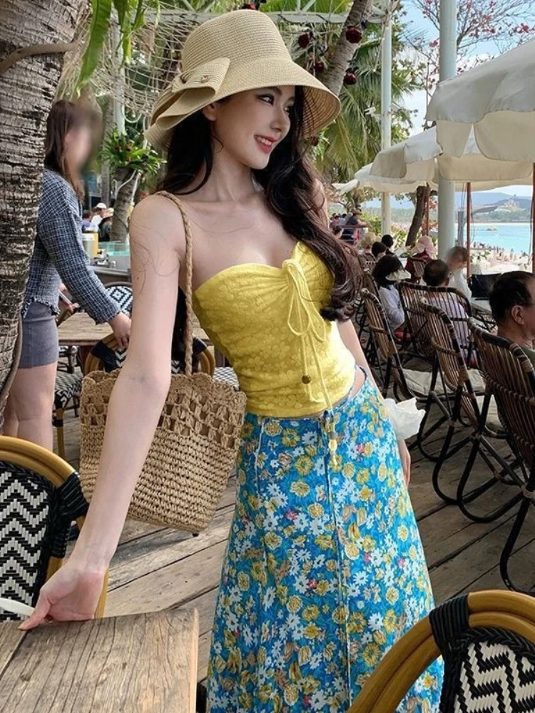 

Летние комплекты юбок из 2 предметов в стиле пляжной вечеринки, однотонные сексуальные тонкие топы без бретелек + элегантный принт 2000-х годов, милые юбки, винтажные костюмы