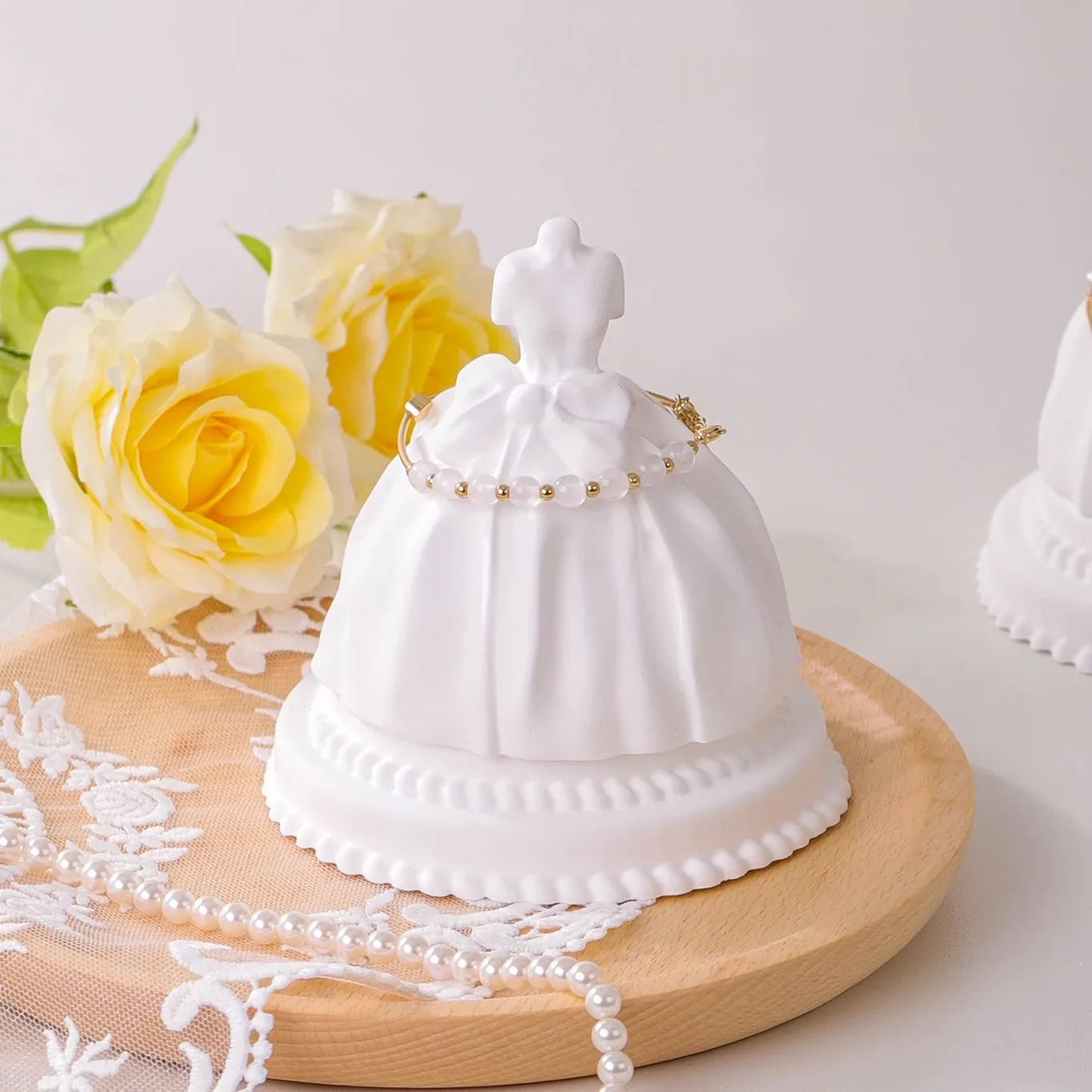 3D Wedding Dress Aromatherapy Gypsum Silicone Mold Bow Wedding Dress DIY Candle Plaster Decoration Mould