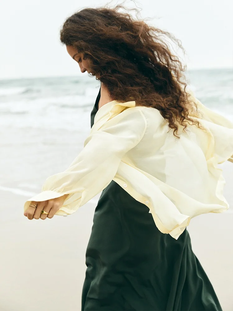 

Женская шелковая рубашка Credible: легкий тонкий кардиган из натурального шелка, топ с воротником, длинный рукав, офисный стиль, однотонный