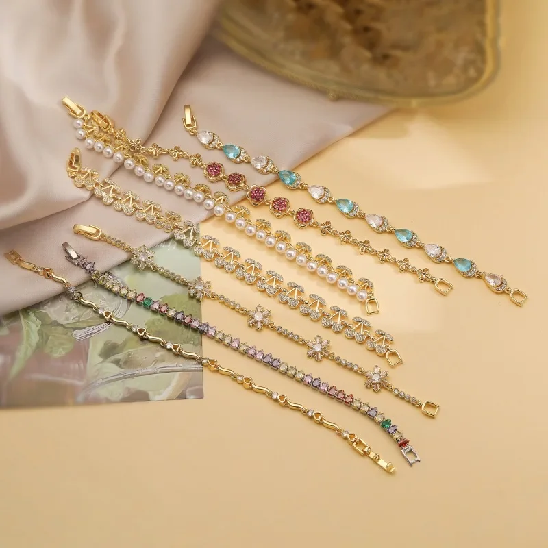 Vintage Gold Chain Bracelet Mixed Color Crystal Pearl Charm Thin Delicate Link Bangle Multistyle Daily Party Hand Jewelry for Wo