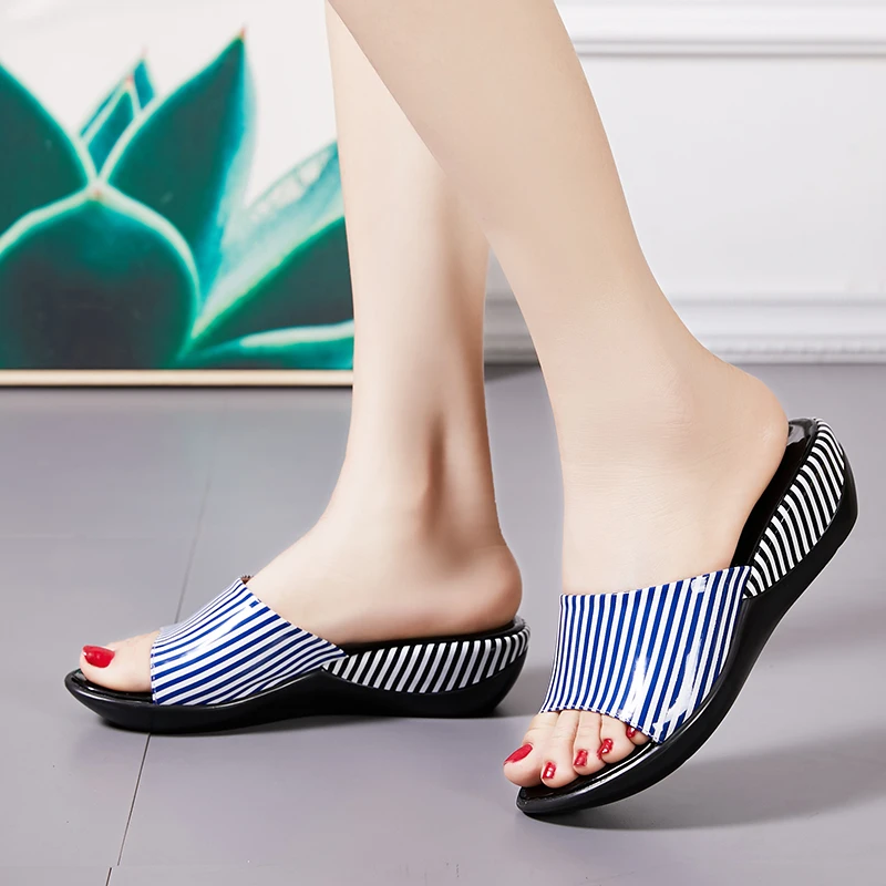 2024 Wedges Slippers New  Ladies Summer Beach Striped Fashion External Wear Flat Sandals Women