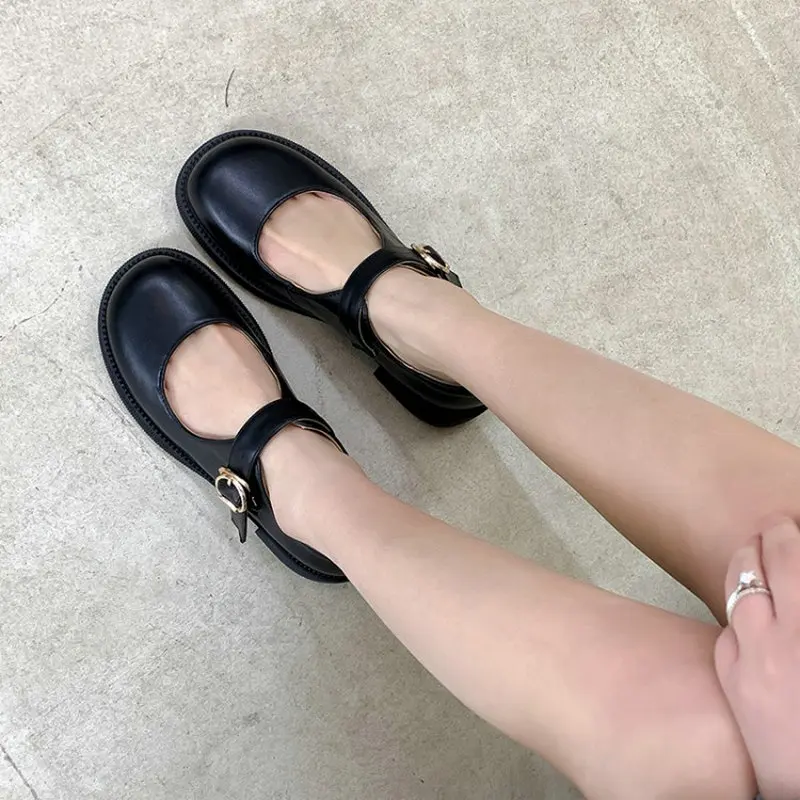 

2022 Spring New Round Toe Thick Sole Buckle Strap Students Girls Flats Shoes Size 42 43 Low Heels Mary Janes Womens Lolita Shoes