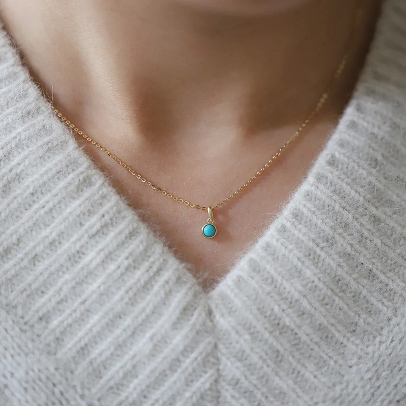 Silver Inlaid mini turquoise necklaces Small pendant Fashion temperament Blue clavicle chain Simple jewelry for women