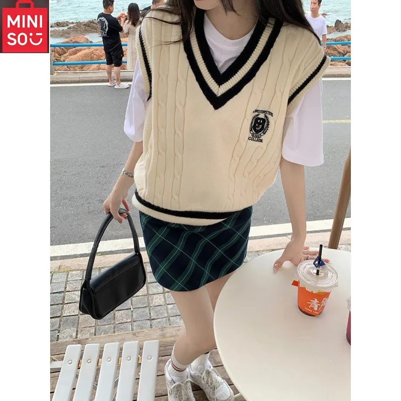 

Женская вязаная майка в академическом стиле MINISO с v-образным вырезом, свободная и универсальная внутренняя часть, низ, сложенный свитер, жилет