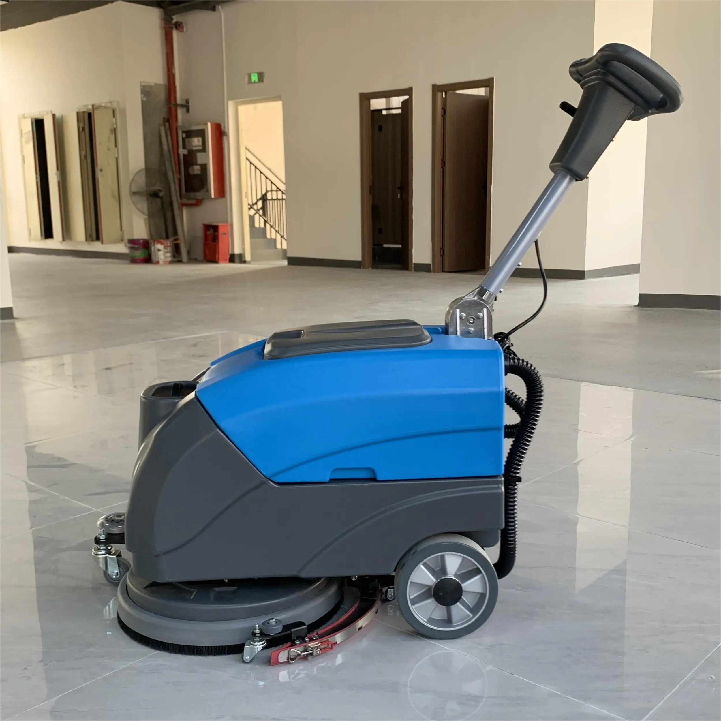 Low Noise Supermarket Floor Washing Machine Cleaning Machine Floor Scrubber